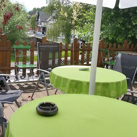 Hotel Gemündener Hof 2*