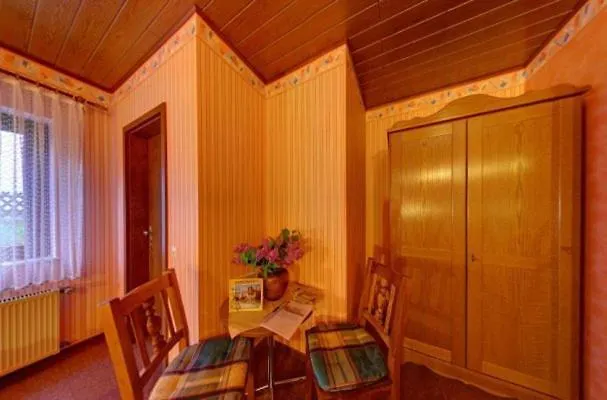 Gemuendener Hof Hotel 2*